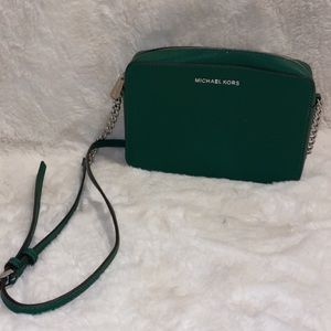 COPY - Cross body Michael Kors Bag STILL AVAILABLE